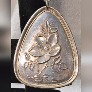 Towle Sterling Silver 1973 sterling duel sided Christmas Ornament made pendant